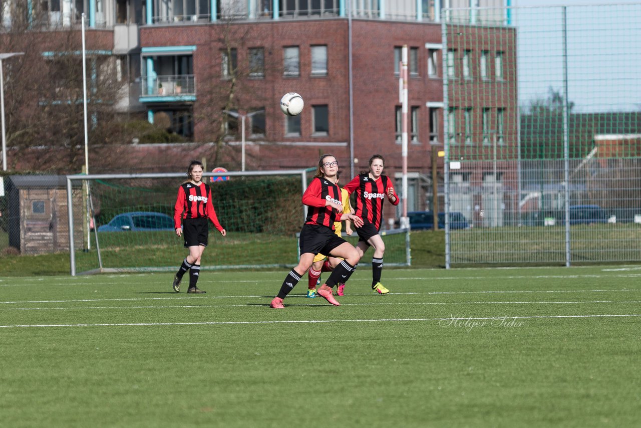 Bild 107 - B-Juniorinnen SG Weststeinburg/Bei - SV Fisia 03 : Ergebnis: 1:2